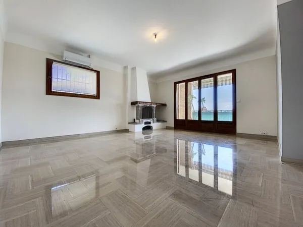 A LOUER - 2 PIECES 72 m² DOMINANT - CAGNES SUR MER