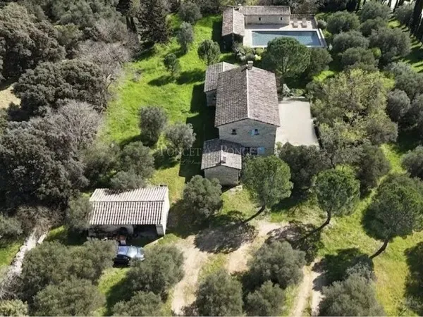 Maison de luxe 7 pièces 174 m²