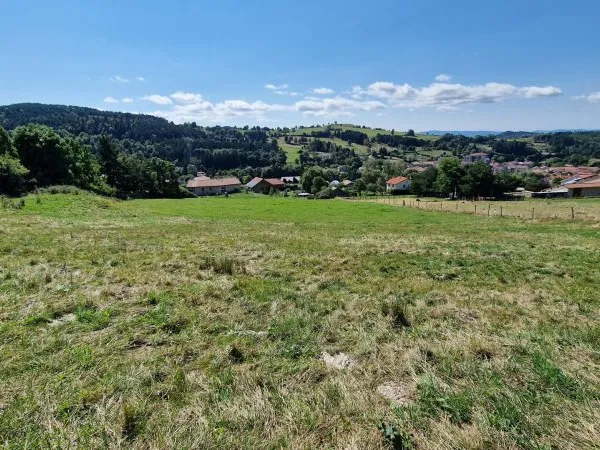 Terrain 9300 m²