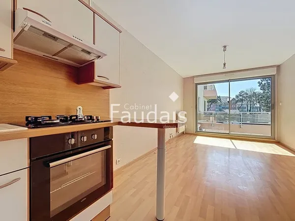 Appartement avec balcon au sud ouest