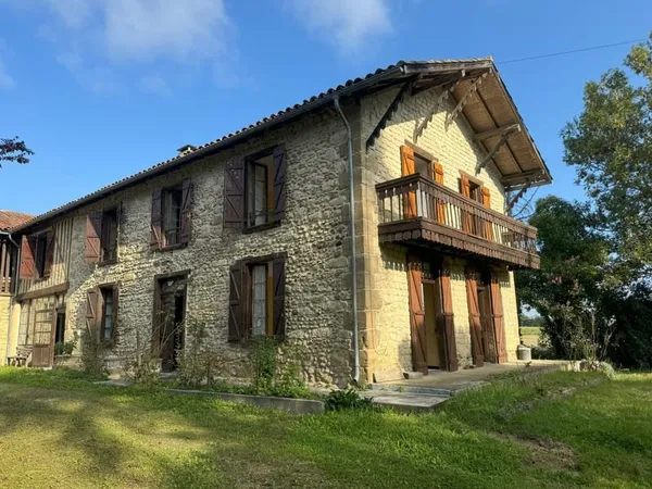 Maison 5 pièces 185 m²