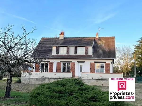 Maison 5 chambres sur un terrain de 2100 m² à Saint Martin D Abbat