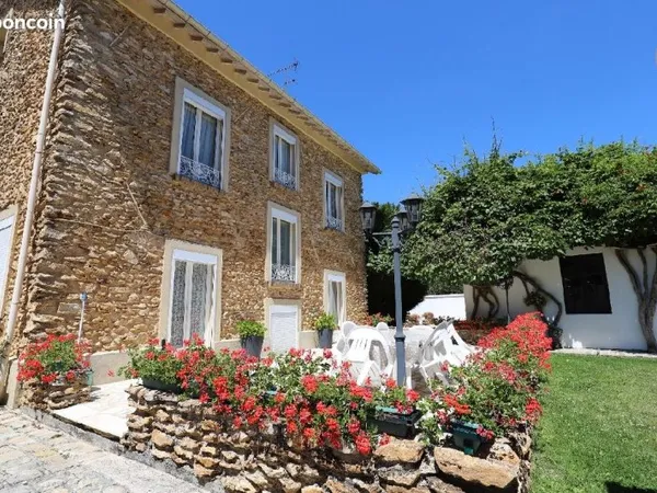 Maison 8 pièces 172 m²