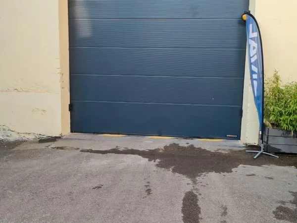 Entrepôt / hangar / local d'activités