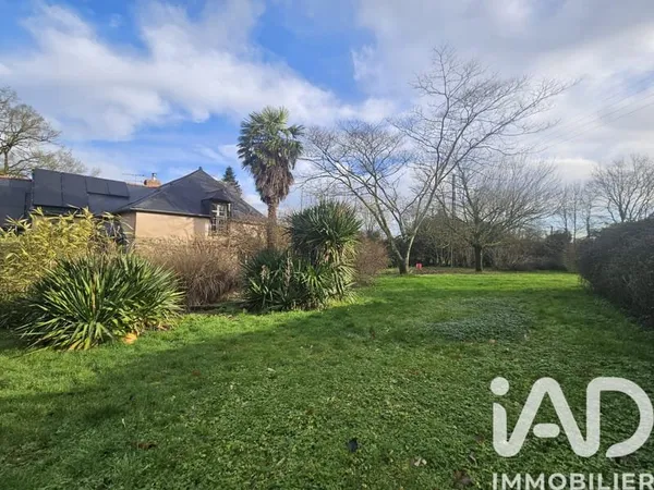 Maison 8 pièces 250 m²