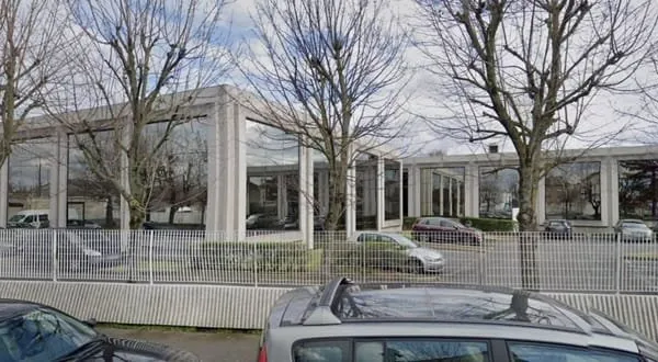 Bureaux 239 m²