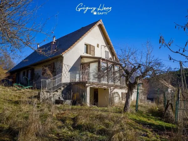 Maison avec terrain de 3000m²