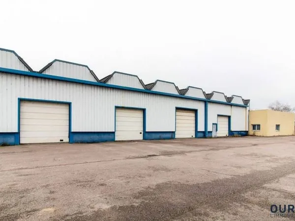 Local d'activité 3383 m²