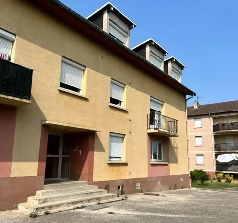 Studio climatisé de 37m2 a 5 mn de macon centre