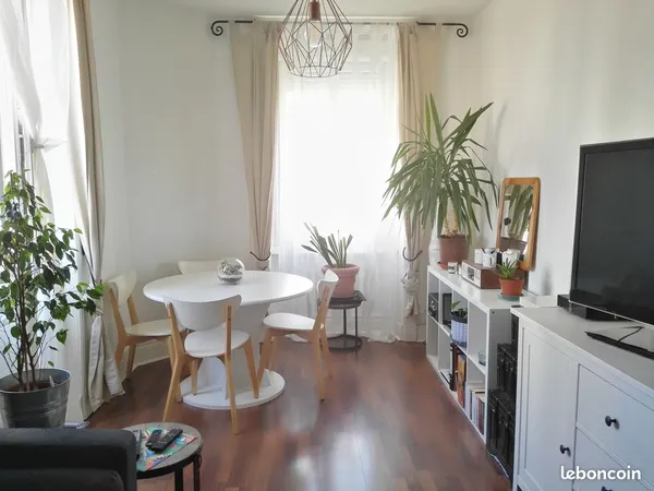 Particulier loue SANS FRAIS 3 pièces 51m² Excellent état