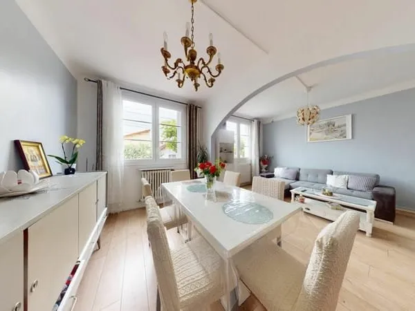 Maison 6 pièces 82 m²