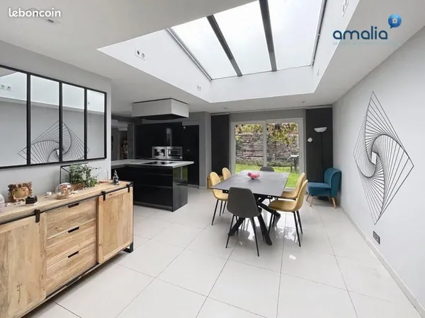 Maison 7 pièces 170 m²