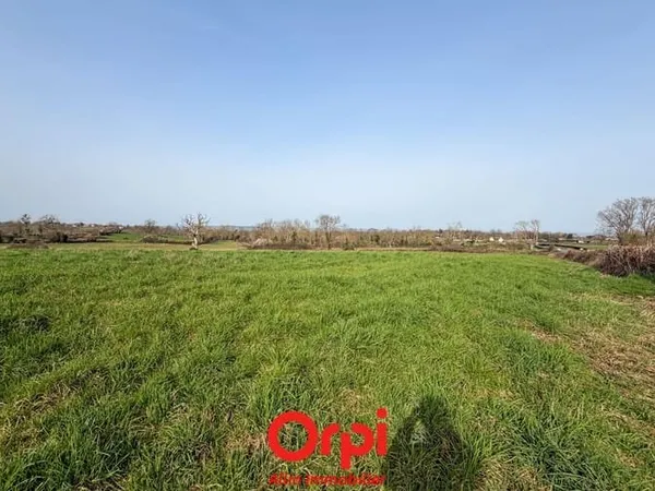 Terrain 3000 m²