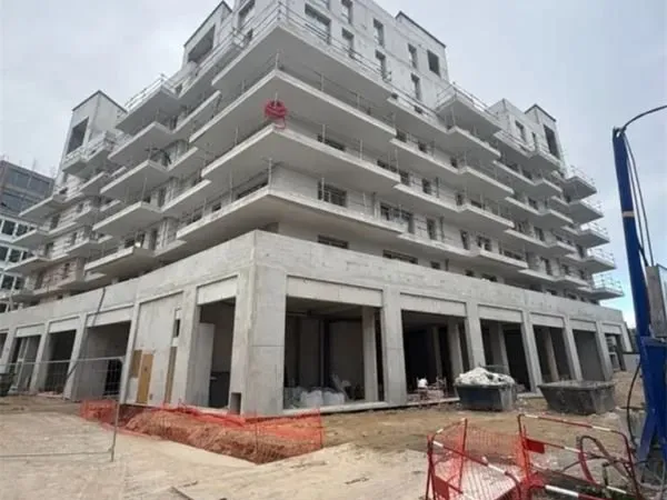Boutique 297 m² CRETEIL