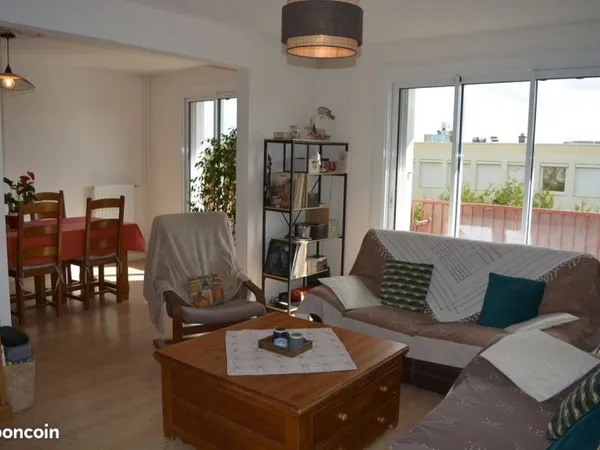 Particulier vend appartement T5