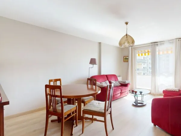 Appartement 4 pièces 82 m²