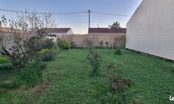 Maison contemporaine / style méditerranéen - 2 chambres - jardin