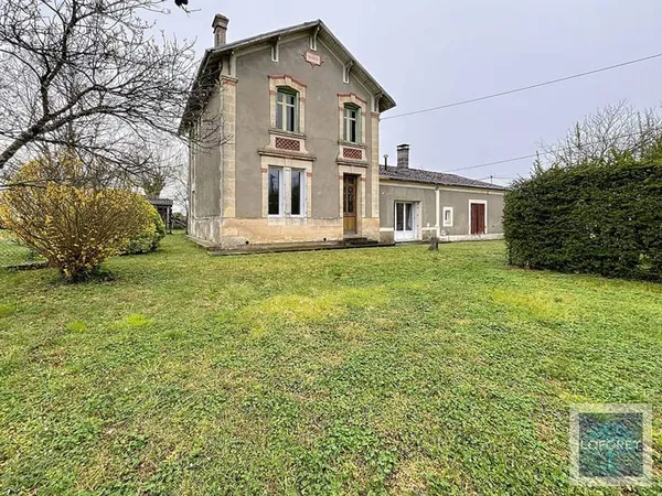 Maison pierre 4 chambres et dépendances