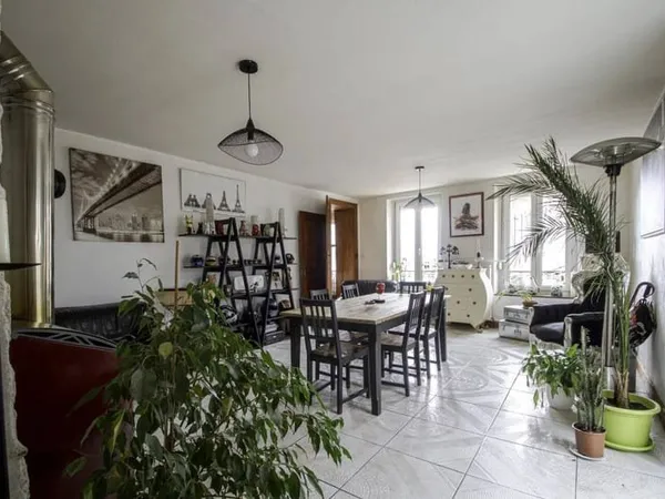 Appartement 6 pièces 155 m²