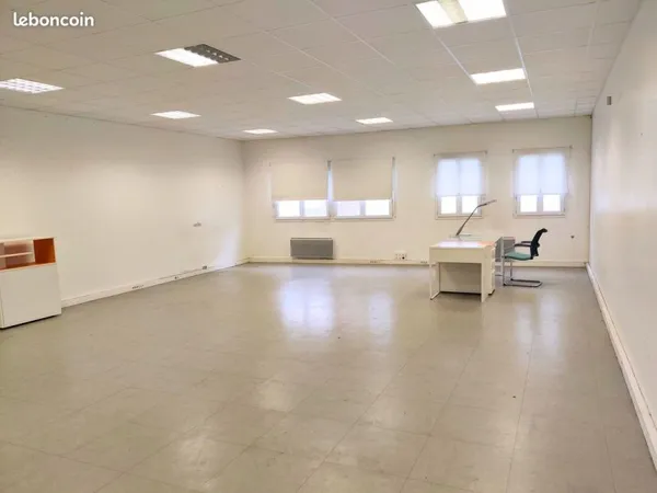 Bureaux 322 m² Colombes