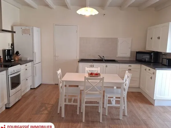 Maison 3 pièces 109 m²