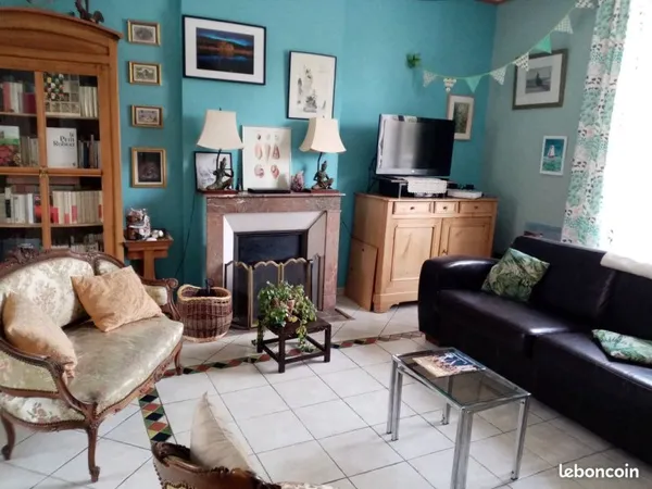 REIMS- Vends maison ancienne, exposée sud