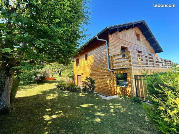 Maison individuelle, restaurée, 160 m², vue lac, avec jardin