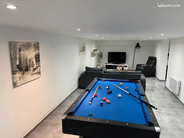 Urgent, chambre à louer dans superbe colocation avec billard