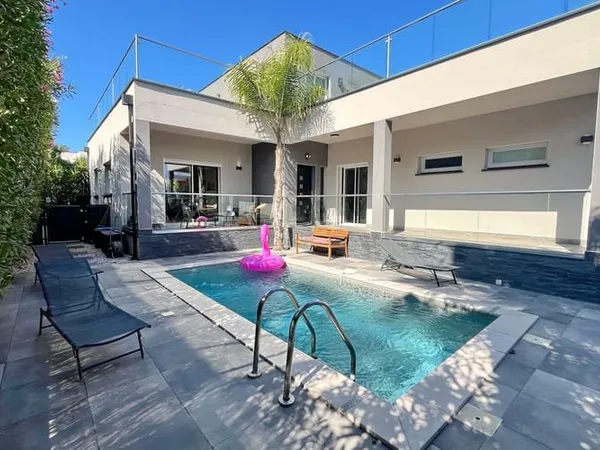 Maison 5 pièces 160 m²