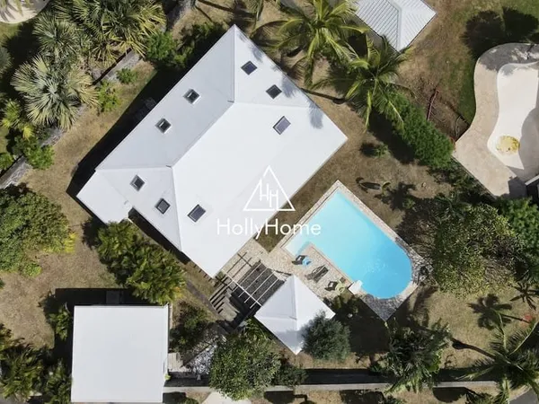 Magnifique villa indépendante avec vue mer à Plateau Caillou
