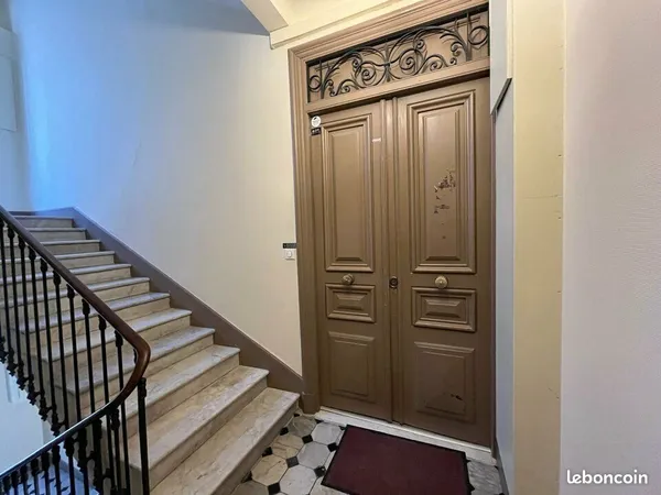 Bureaux 127 m² NICE