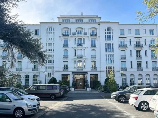 Résidence de standing - 3 pièces lumineux avec loggia à deux pas de la gare