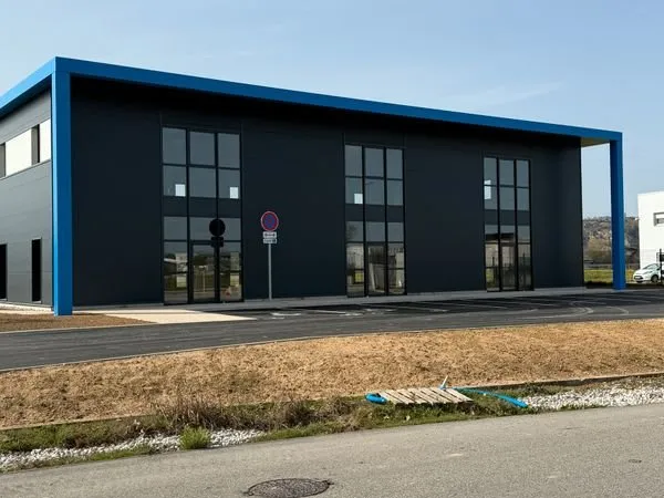 Bureaux neufs divisibles - 756 m² - Zone Morlon-Rue Jean Baptiste Corot - Portes-lès-Valence