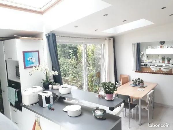 Maison 118 m² + jardin, 4 min à pied gare RER B/C