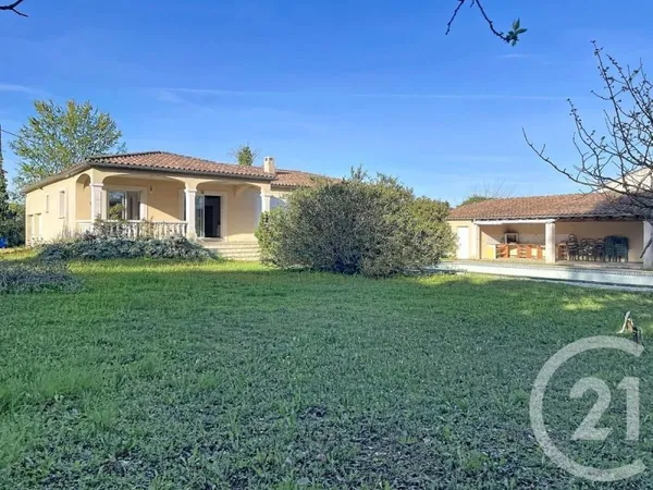 Maison 5 pièces 223 m²