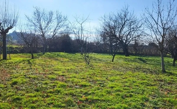 Terrain à bâtir viabilisé 722m² L'ISLE JOURDAIN (32)