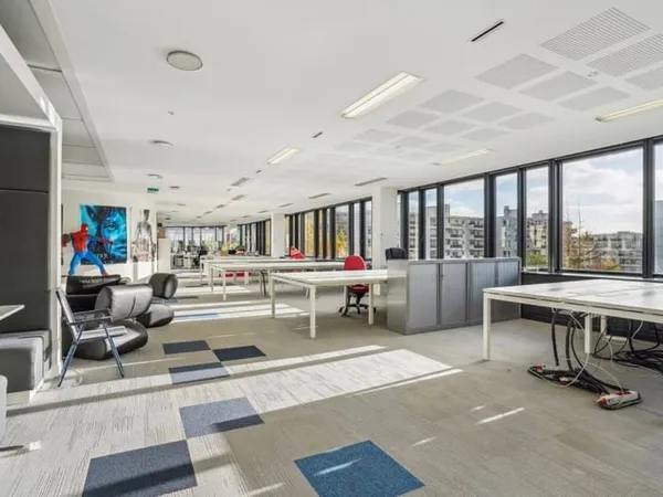 Bureaux 1209 m²