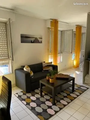 Location T1 bis, meublé, lumineux et sécurisé