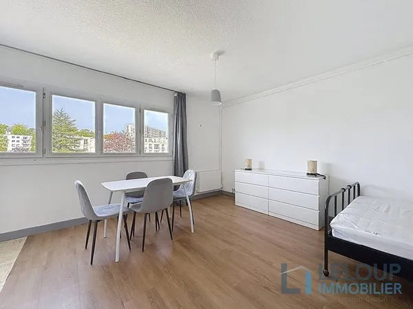 Studio 1 pièce 25 m²