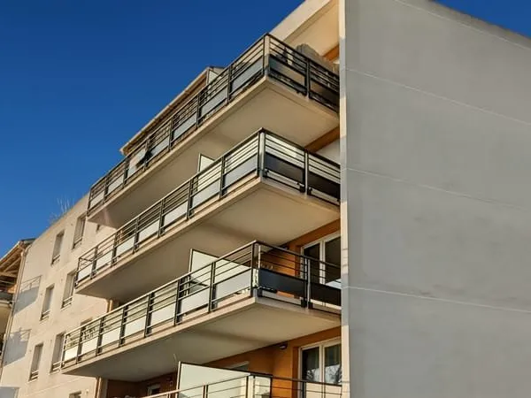 NOUVEAU PRIX - T3 avec double terrasse - Résidence récente au calme
