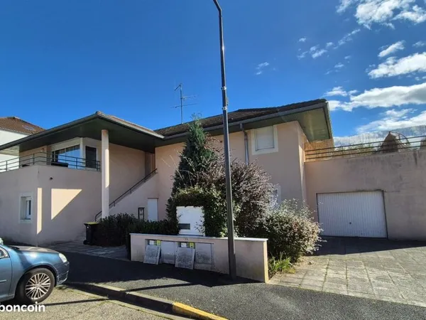 Immeuble de rapport 261 m²