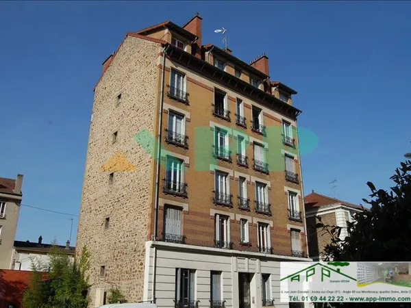 Appartement 2 pièces à vendre au dernier étage à Juvisy-sur-Orge - Réf. 1348