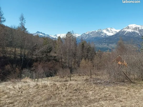 Terrain 901m2 vue montagnes à bâtir