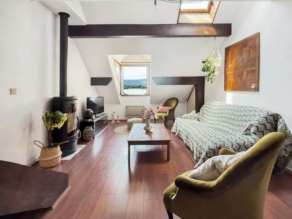 Loue 2 chambres en colocation dans appartement 90m² - face au lac d'Annecy