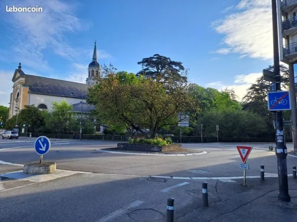Local bureaux 105 m²