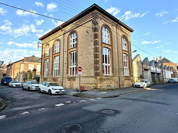 IMMEUBLE DE RAPPORT - SEDAN