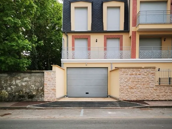 Place de parking à louer