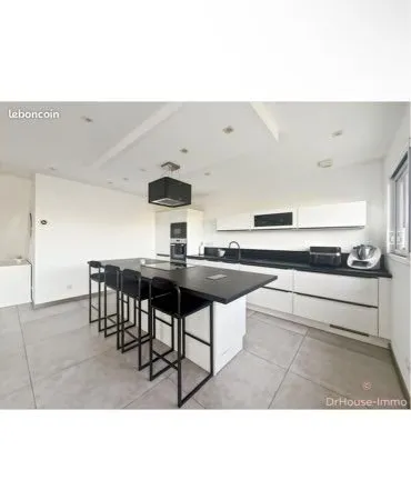 Maison 6 pièces 146 m2