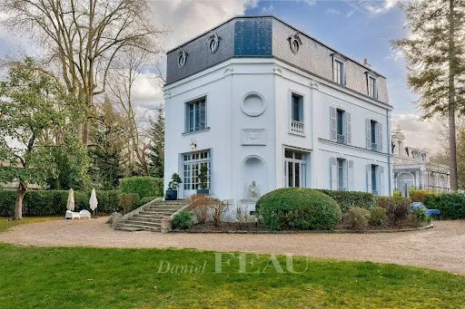 Hôtel particulier 11 pièces 262 m²