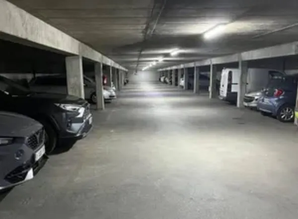 Parking 10 m²